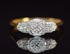 Art Deco 18ct gold ring set with diamonds in a platinum setting, 2.1g, size J