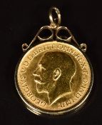A 1913 gold full sovereign in 9ct gold pendant mount, 9.1g