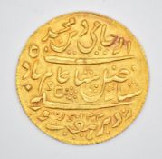 Indian gold one mohur coin (Shah Amam II, British Bengal Presidency) 1765-1947, 7.3g