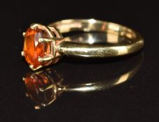 A 9ct gold ring set with a citrine, 2.6g, size O