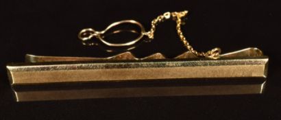 A 14k gold tie clip, 9.8g