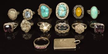 Thirteen silver rings including Art Deco and marcasite