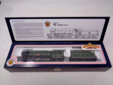 A Bachmann Branchline 00 gauge 31-558 V