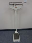 A set of mid 20th century Divus doctor's weighing scales