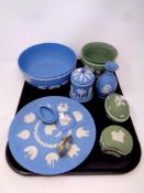 A tray containing Wedgwood Jasperware