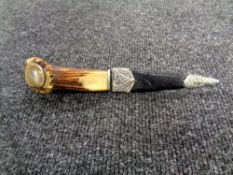 A horn handled Skean Dhu