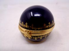 A Limoges desk clock