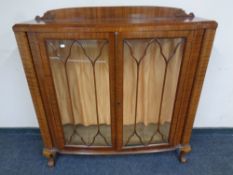 An Edwardian mahogany double door display cabinet (af)
