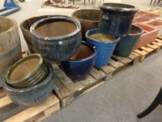 7 glazed garden planters