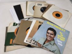 22 vintage Elvis Presley 7