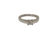 An 18ct white gold princess cut solitaire diamond ring, approximately 0.