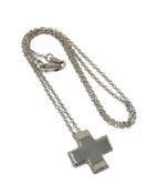 An 18ct white gold diamond set cross pendant on chain CONDITION REPORT: 4.