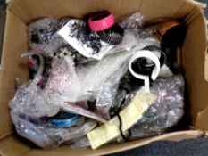 A box of a large quantity of costume jewellery