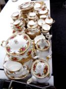One hundred and sixteen pieces of Royal Albert Old Country Roses tea and dinner china, cake plates,