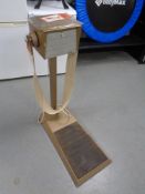 A vintage Valor trim U-fit vibratory massager with instructions