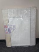 A Quinn radiator 900 x 700