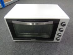 A Klarstein table oven