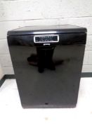 A Smeg dish washer (black)