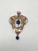 A 9ct gold vintage pendant