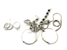A quantity of jewellery including silver dress rings,