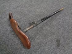 A good quality early 20th century shooting stick with leather seat initialed 'CWK',