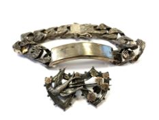 A silver chunky curb bracelet, 69.