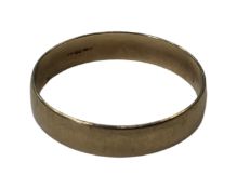 A 9ct gold band ring, size N CONDITION REPORT: 1.