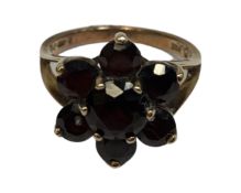 A 9ct yellow gold cluster ring, size M/N, 3.7g, flower head diameter 15 mm.
