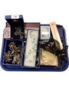 A tray of costume jewellery,