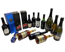 A quantity of alcohol including Rémy Martin VSOP fine champagne cognac,