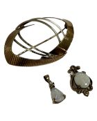 A 9ct gold brooch together with an opal earring and a pendant.