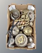 A box containing antique and later metalware including cast iron handled pan, chestnut warmer,