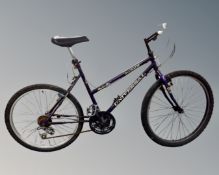 A Universal Sierra Nevada 26 lady's mountain bike.