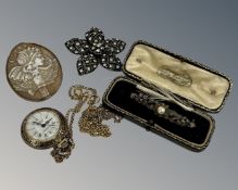 A 19th century cameo brooch depicting Athena with owl, 45 mm x 55 mm,