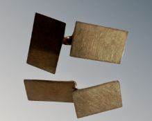 A pair of 9ct gold gent's cufflinks CONDITION REPORT: 7.