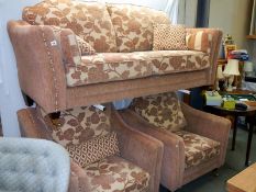 AN expensive 3 piece suite