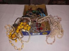 A mixed lot of necklaces