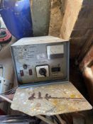 A 12V/24V 30 amp battery starter booster. Collect Only.