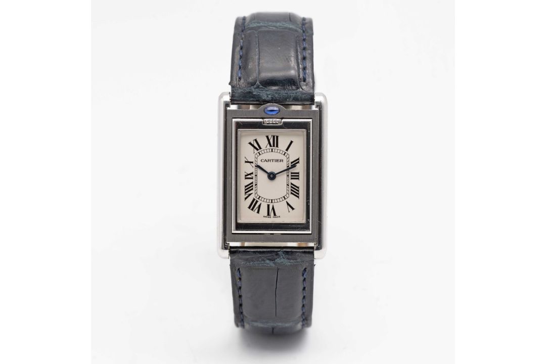 A GENTLEMAN'S SIZE STAINLESS STEEL CARTIER TANK BASCULANTE WRIST WATCH CIRCA 2000s, REF. 2405 - Image 2 of 8
