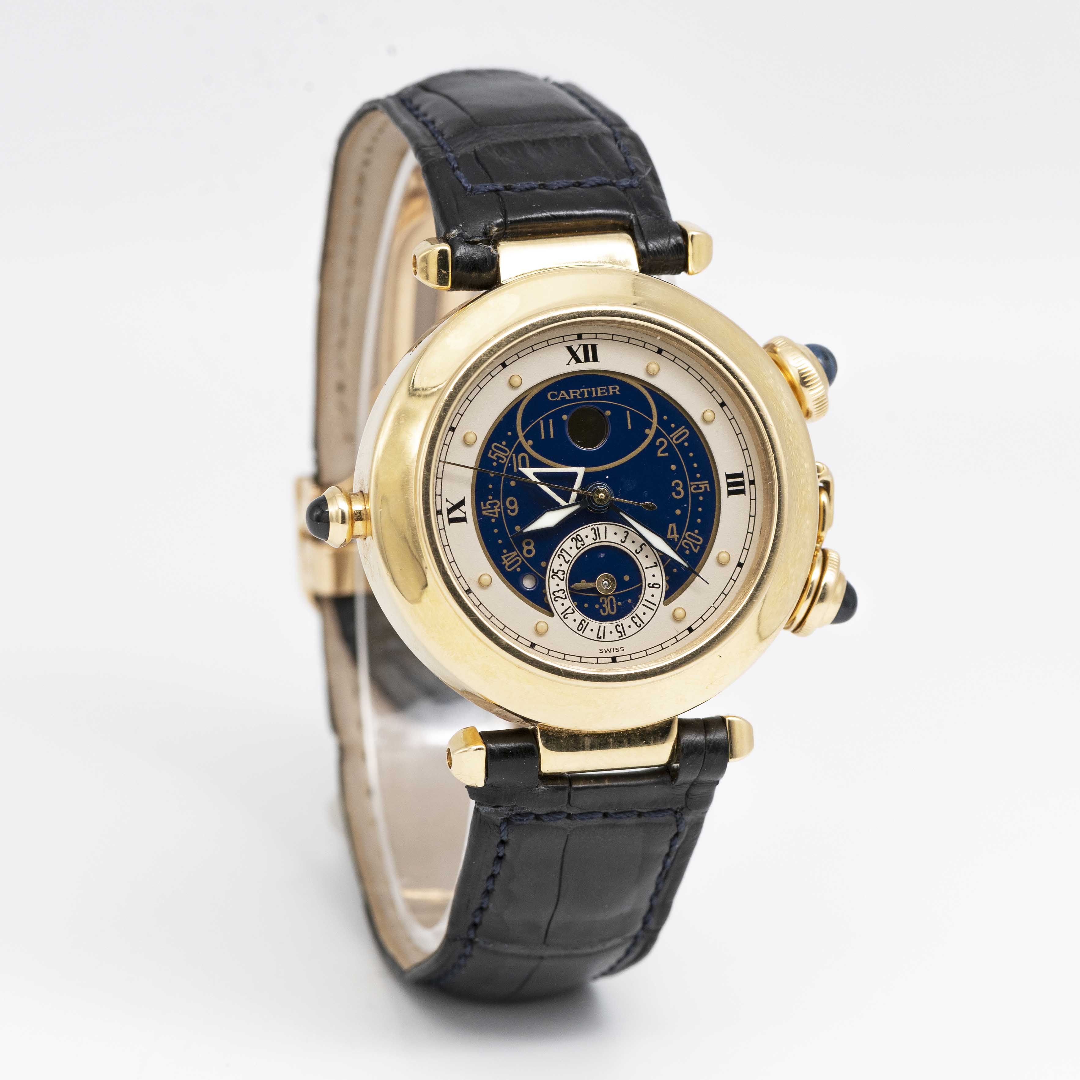 A RARE GENTLEMAN'S SIZE 18K SOLID GOLD CARTIER PASHA MOONPHASE CALENDAR ALARM WRIST WATCH CIRCA - Image 4 of 9