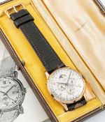 A RARE GENTLEMAN'S 14K SOLID GOLD RECORD DATOFIX MOONPHASE TRIPLE CALENDAR WRIST WATCH CIRCA 1950,