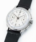 A GENTLEMAN'S STAINLESS STEEL JAEGER CHRONOGRAPH WRIST WATCH CIRCA 1940, WITH UNIVERSAL GENEVE