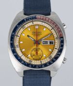 A GENTLEMAN'S STAINLESS STEEL SEIKO 