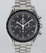 A GENTLEMAN'S STAINLESS STEEL OMEGA SPEEDMASTER PROFESSIONAL 