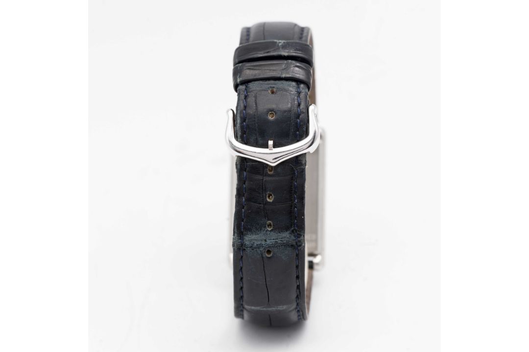 A GENTLEMAN'S SIZE STAINLESS STEEL CARTIER TANK BASCULANTE WRIST WATCH CIRCA 2000s, REF. 2405 - Image 5 of 8