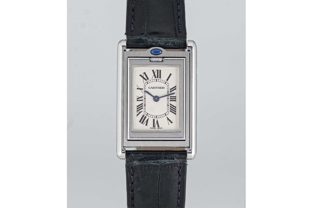 A GENTLEMAN'S SIZE STAINLESS STEEL CARTIER TANK BASCULANTE WRIST WATCH CIRCA 2000s, REF. 2405 - Image 1 of 8