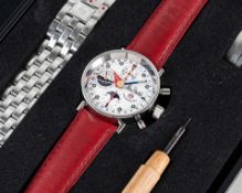 A GENTLEMAN'S SIZE STAINLESS STEEL ALAIN SILBERSTEIN KRONO 2 CHRONOMETRE AUTOMATIC MOONPHASE