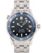 A MIDSIZE OMEGA SEAMASTER PROFESSIONAL 300M AUTOMATIC BRACELET WATCH DATED 2001, REF. 25518000
