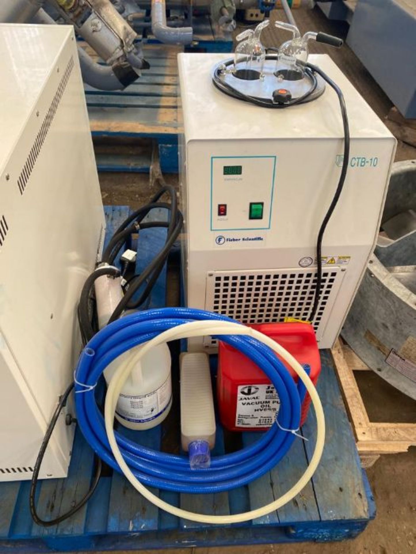 VACUUM OVEN AND WATER BATH - Image 5 of 8