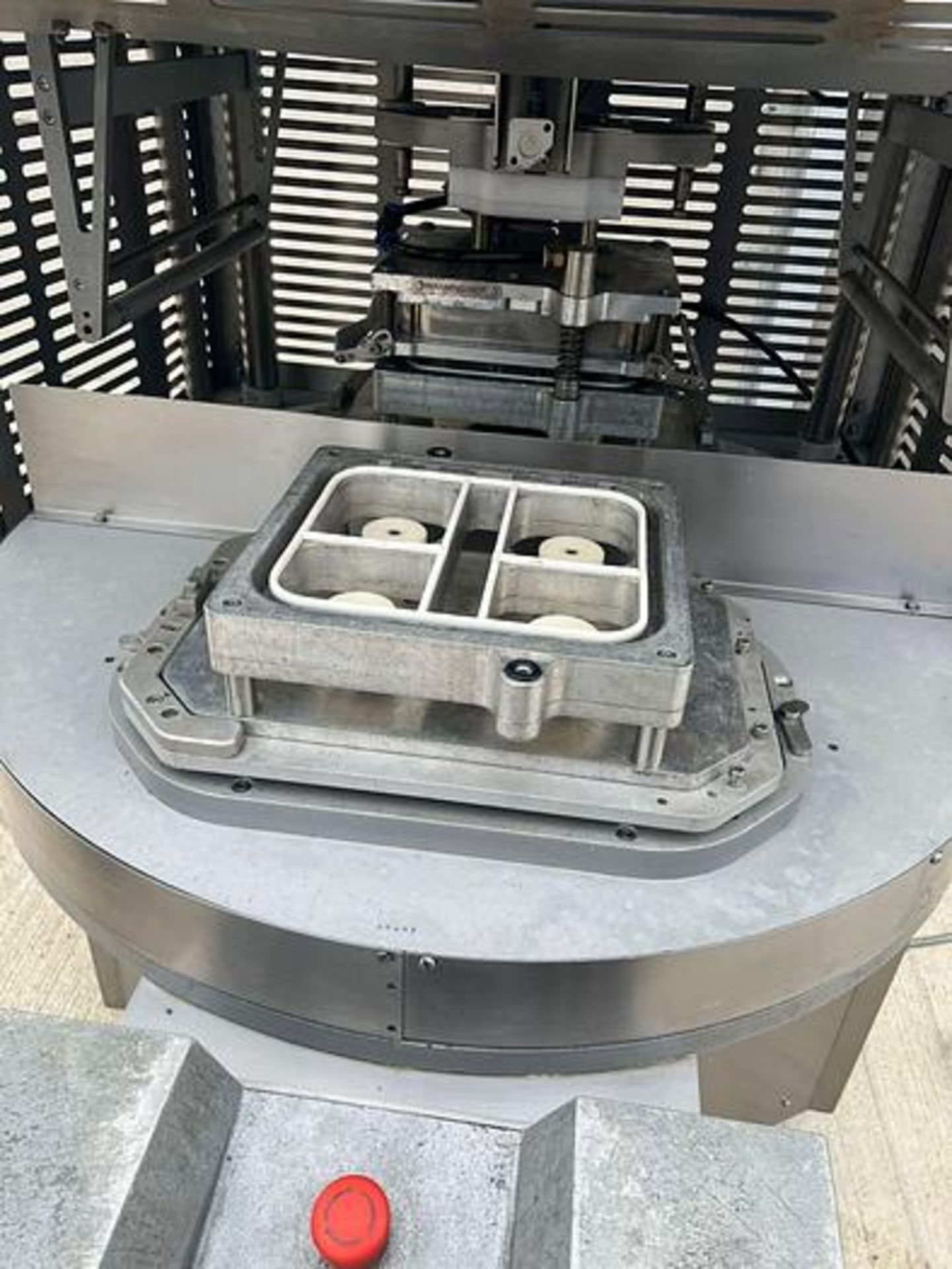 PA MAP-V TRAY SEALER ***VIDEO ADDED*** - Image 4 of 4